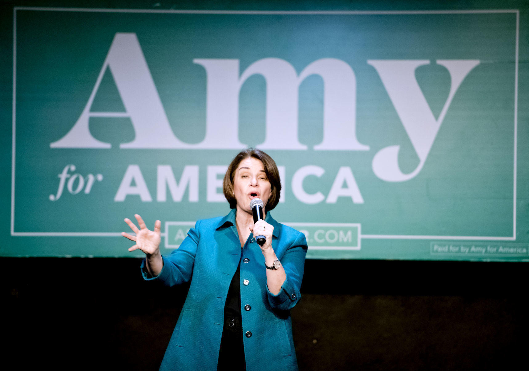Sen. Amy Klobuchar rallies in Sioux City